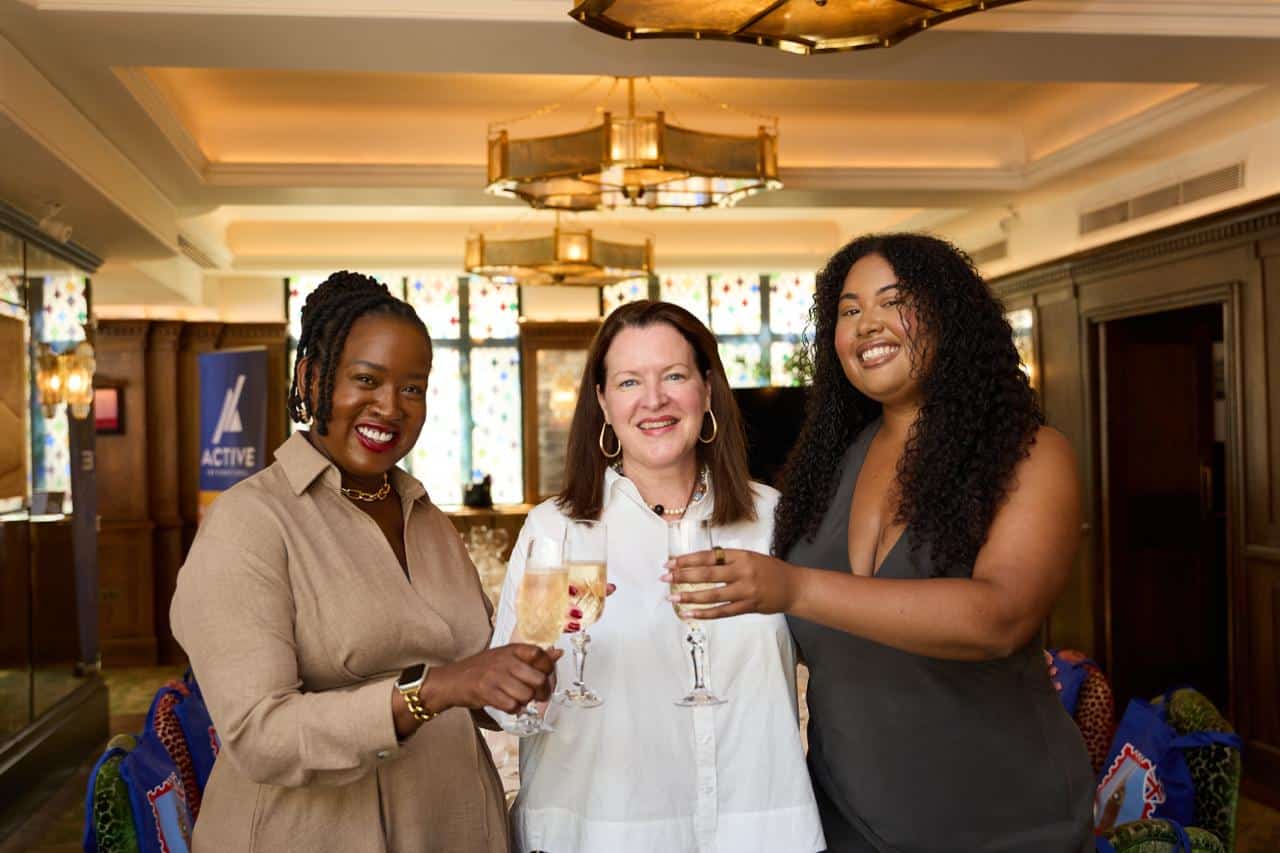 Guests at the Women Who Lead Connections and Conversations lunch hosted by Active International and Avenir Network